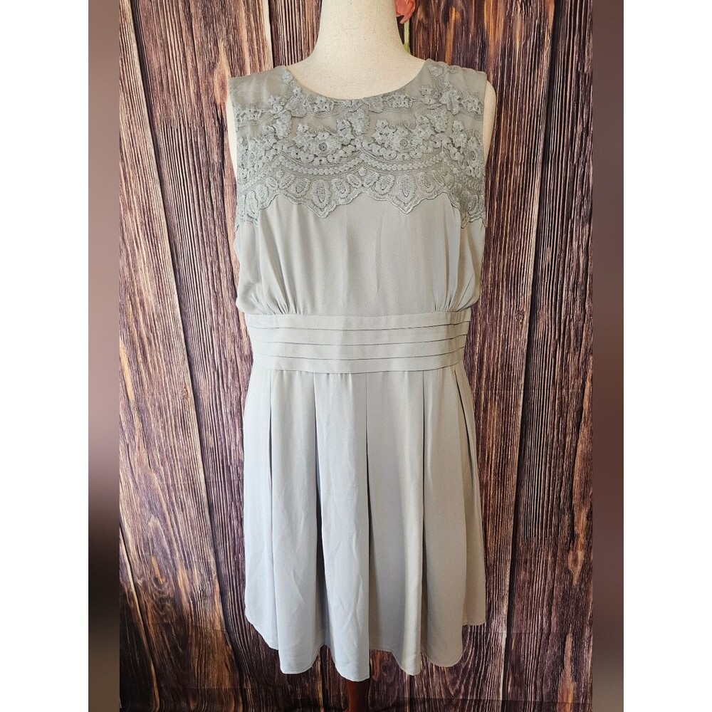 NWT Modcloth Esley Chiffon Lace Trim Dress Plus Size 1XL